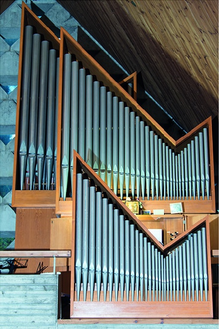 Orgel zum 50. Geburtstag general�berholt