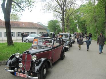 Alte Schlitten zum Bestaunen